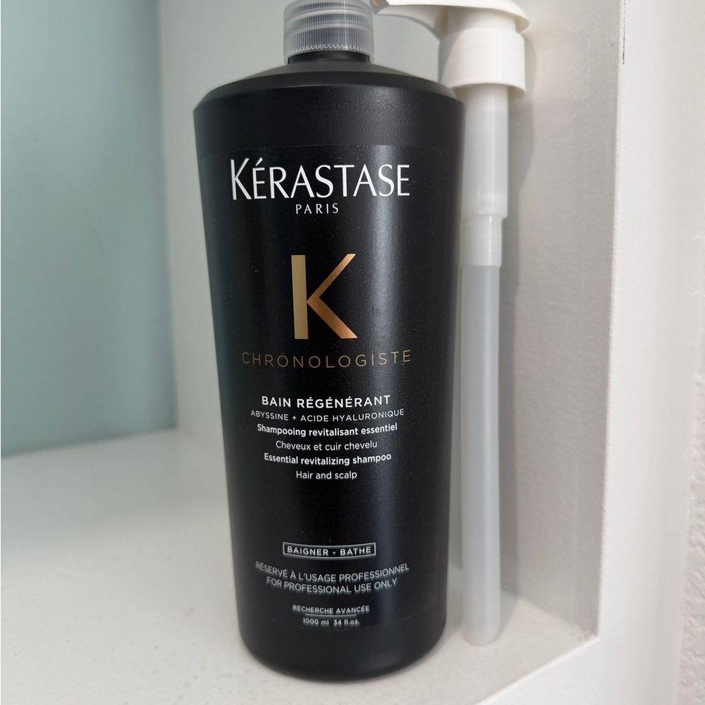 Kerastase Bain Chronologiste Regenerant Shampoo - New Professional Size 1000ml